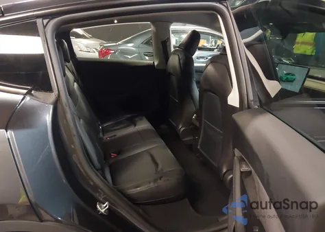 2024 Tesla Model Y Long Range Dual Motor All-Wheel Drive из США, поврежденный, VIN 7SAYGDEE9RA236235